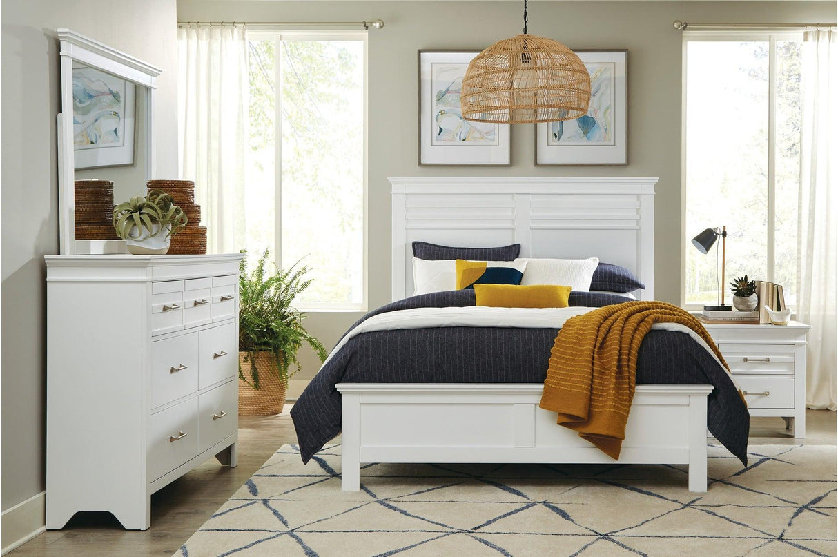Blaire Farm 5 Piece Queen Bedroom Set In White 1675W - 1 - 5Set | Homelegance | Home Elegance USA