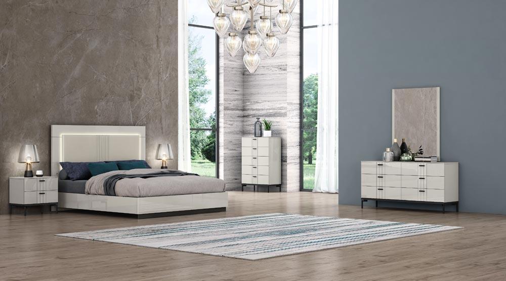 Bella Dresser With Mirror In Grey - 19778 - Dm | J&M | Home Elegance USA