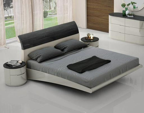 Amsterdam Eastern King Bed - 18213 - K | J&M | Home Elegance USA