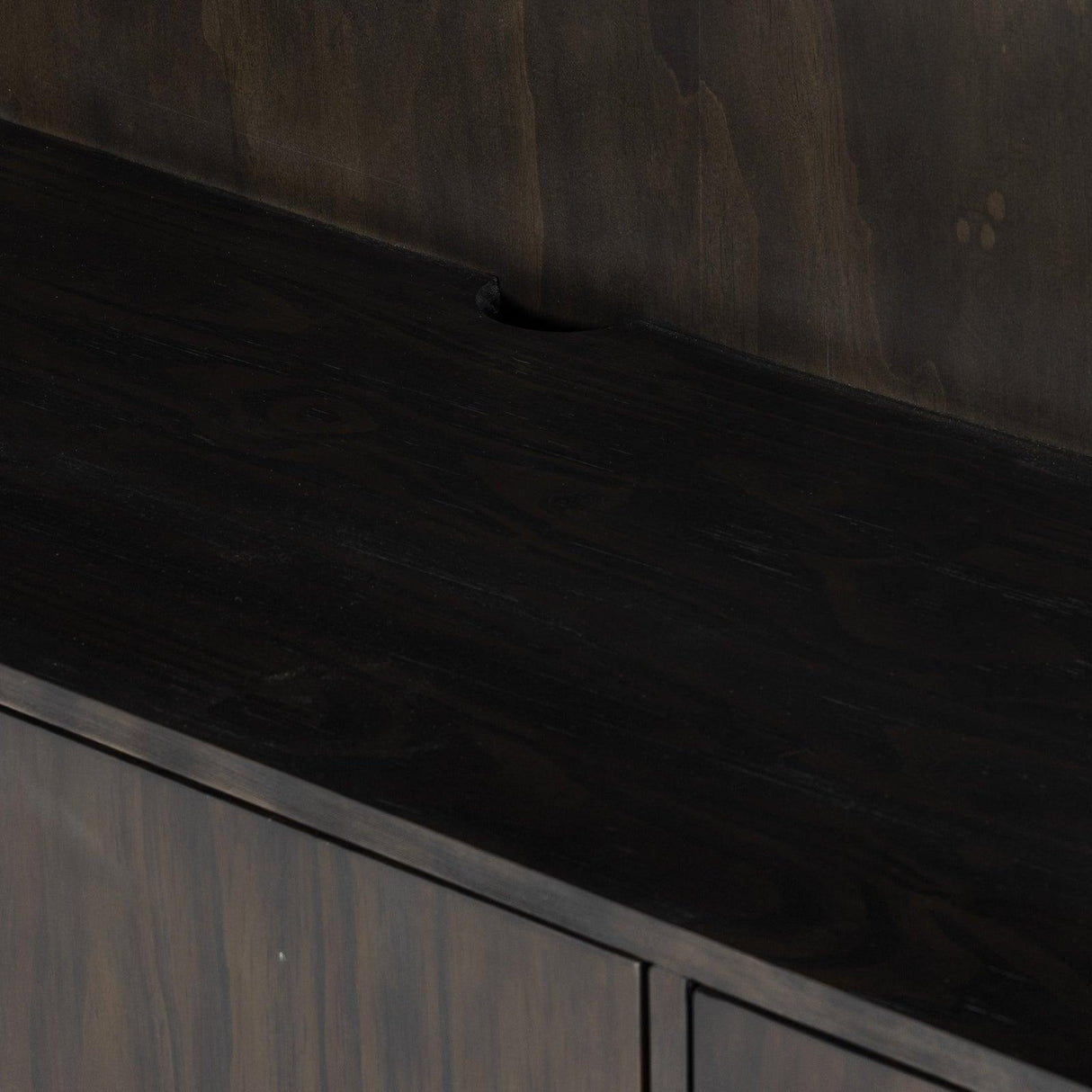 Four Hands Bane Media Unit