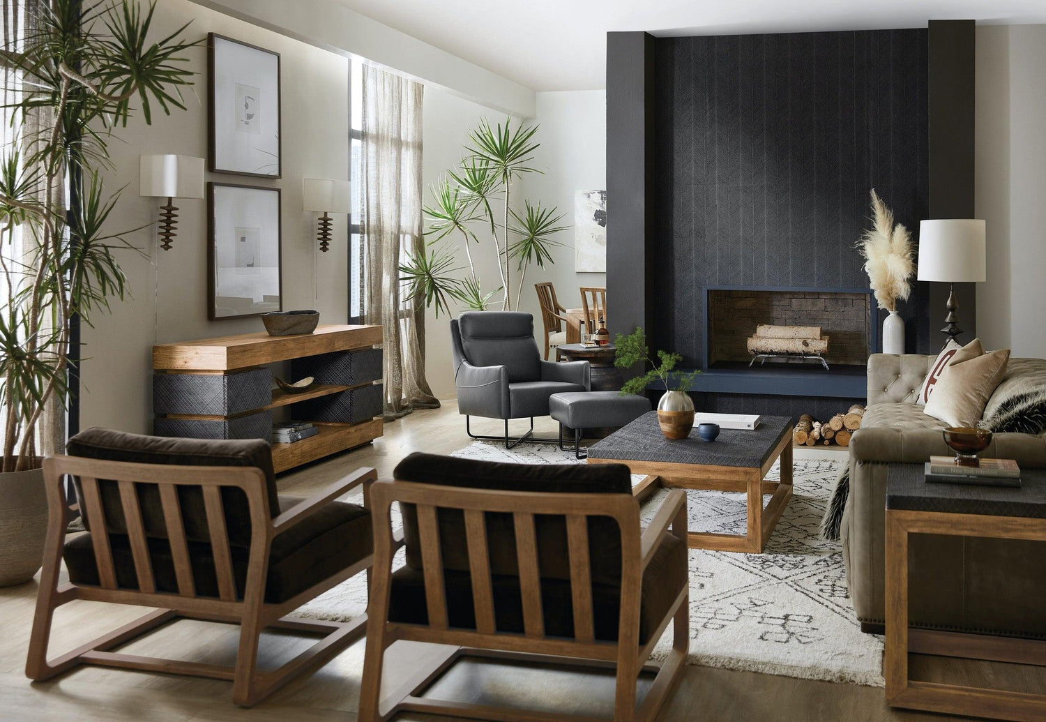 Big Sky End Table | Hooker | Home Elegance USA
