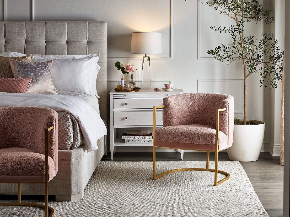 Love Joy Bliss Cali Accent Chair | Universal