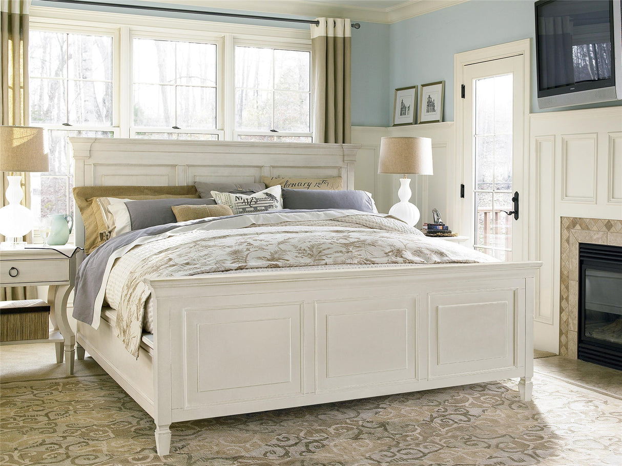 Summer Hill Panel Bed | Universal