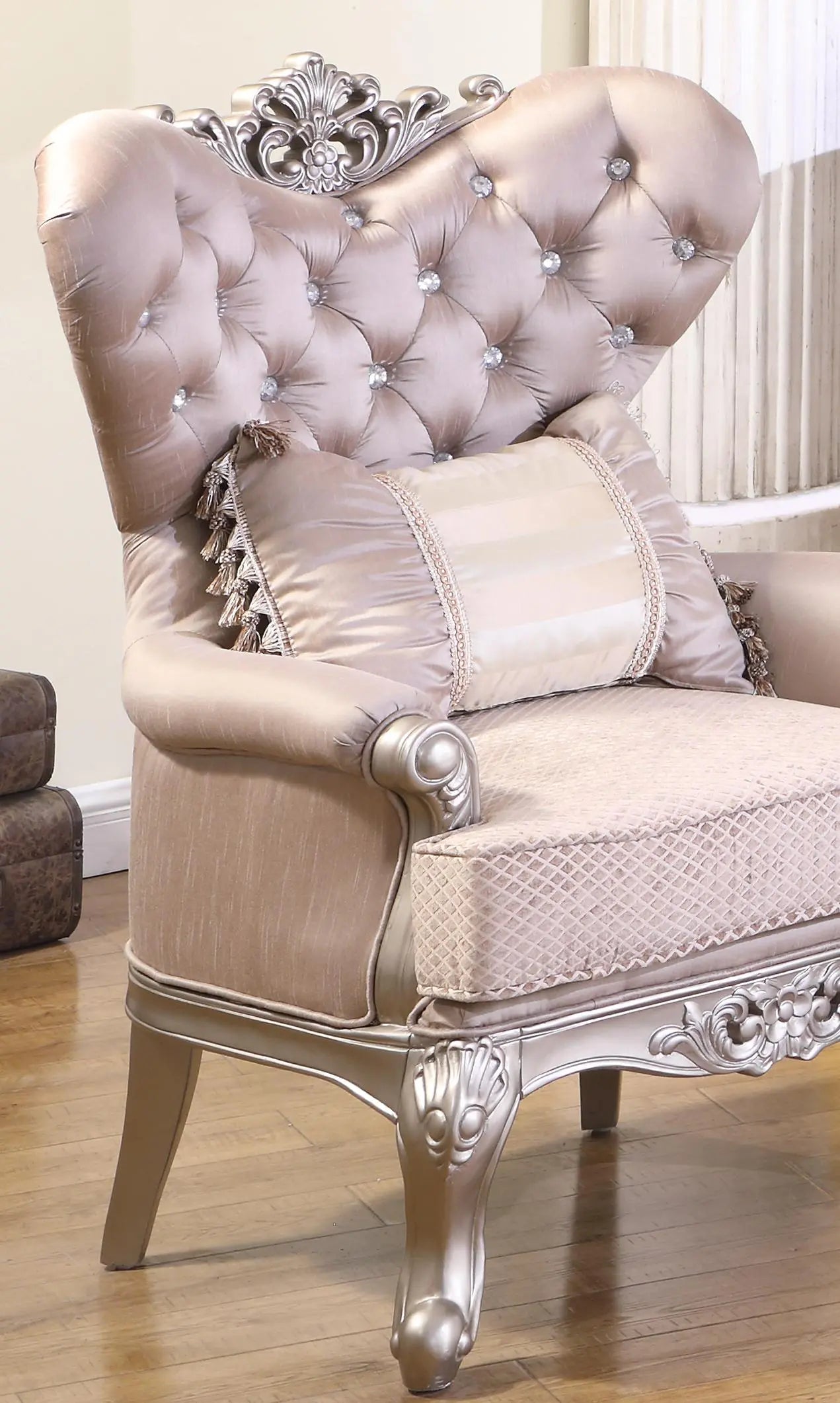 Daisy Traditional Style Chair In Pearl Finish Wood | Cosmos | Home Elegance USA
