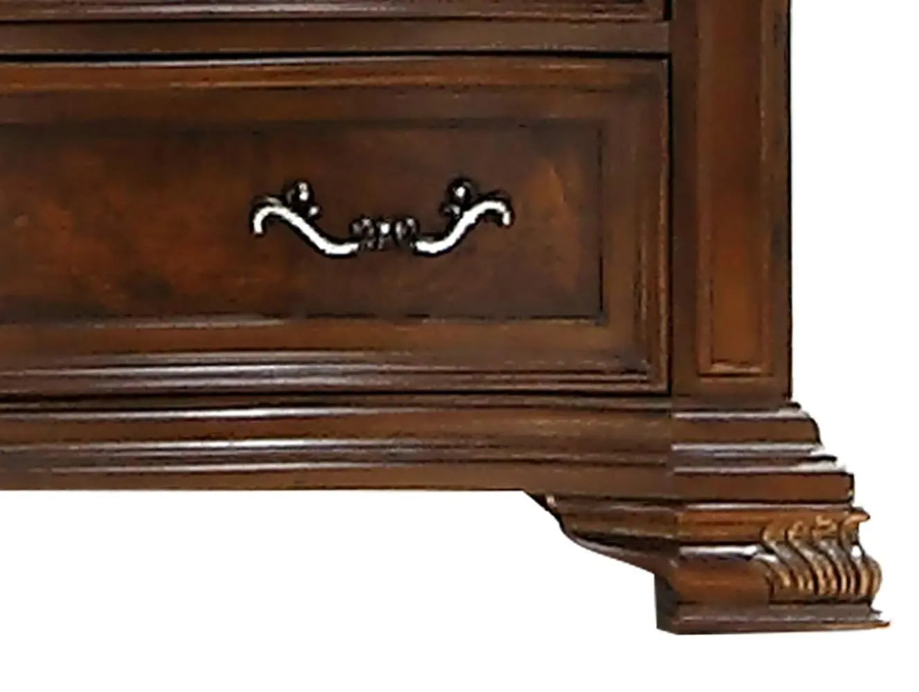 Santa Monica Traditional Style Chest in Cherry finish Wood - Home Elegance USA