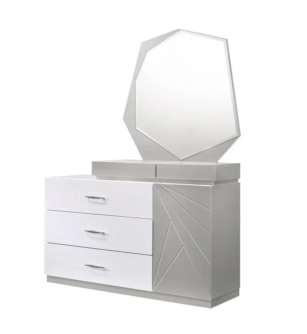 Florence Modern Bedroom Set by J&M Furniture J&M Furniture
