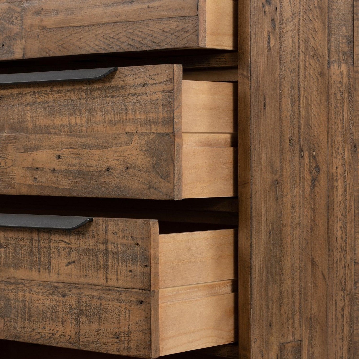 Four Hands Wyeth 5 Drawer Dresser