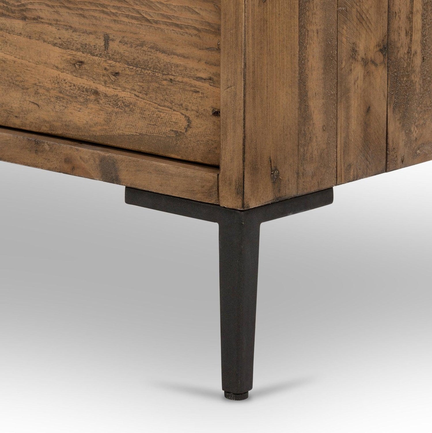 Four Hands Wyeth 5 Drawer Dresser