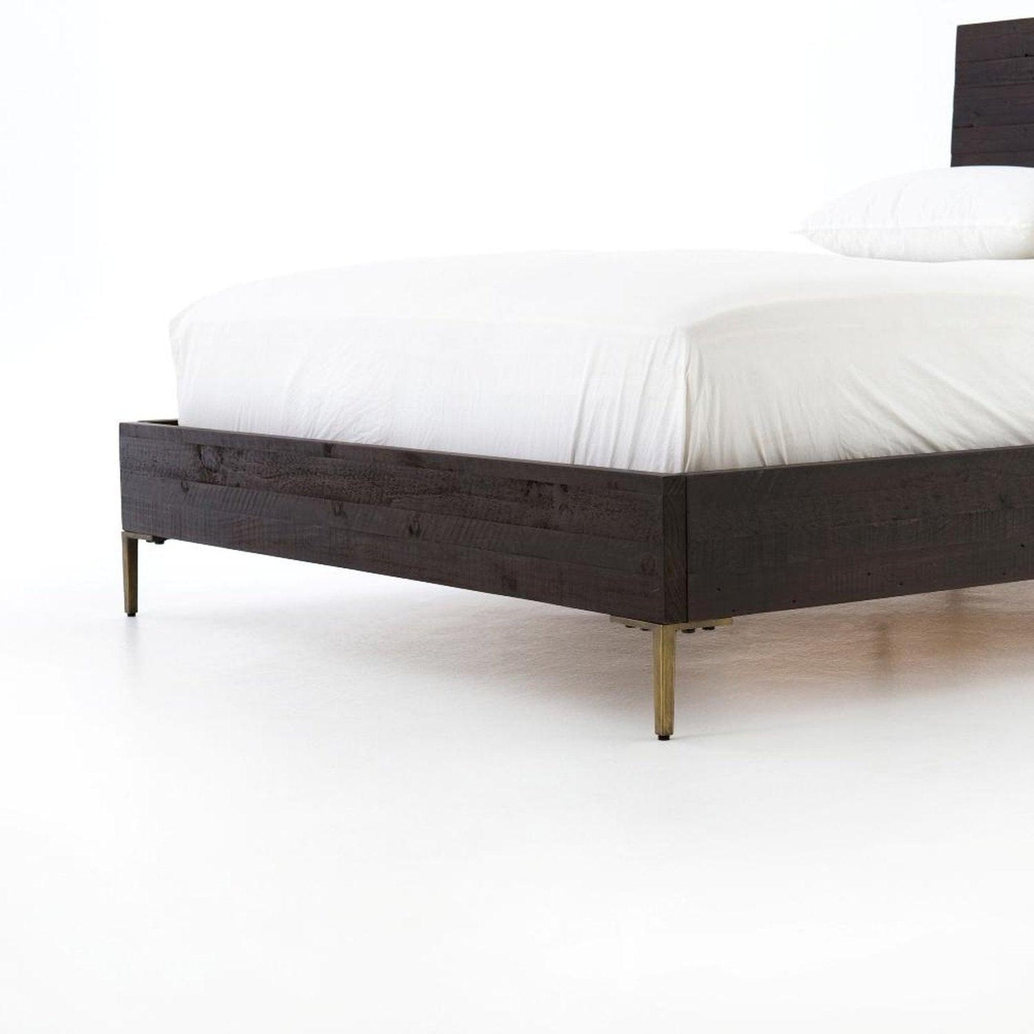 Four Hands Wyeth Bed