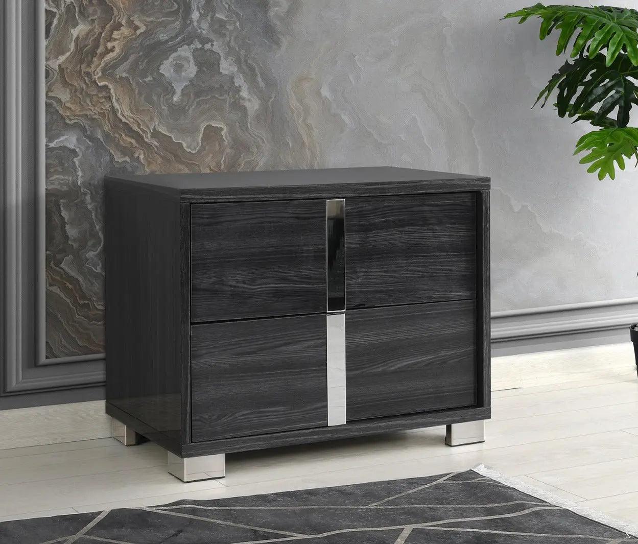 Giulia Premium Bedroom set by J&M Furniture J&M Furniture
