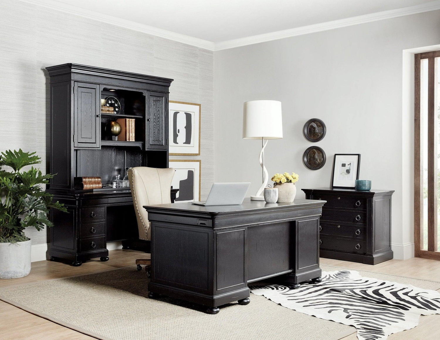 Bristowe Computer Credenza | Hooker | Home Elegance USA