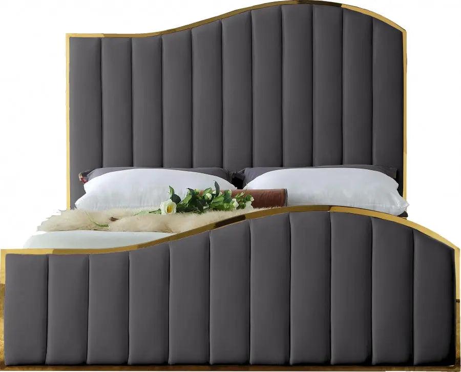 Jolie Velvet Platform Bed by Meridian Furniture Meridian Furniture