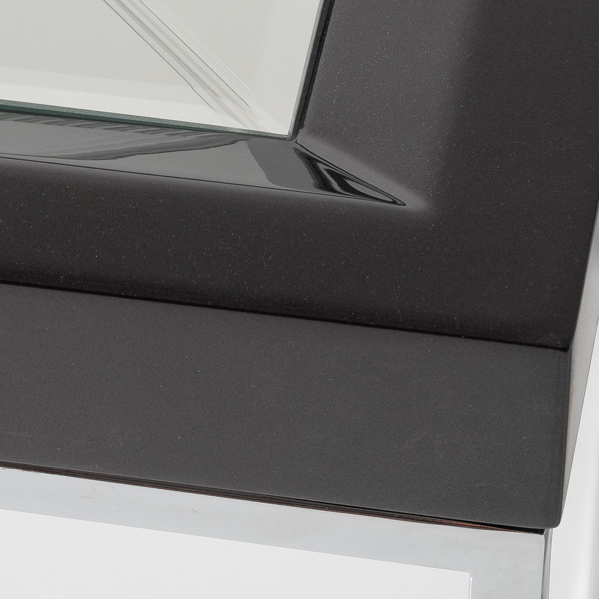 Carmela Side Table | Aico | Home Elegance USA