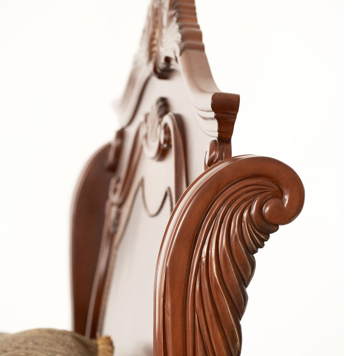 Cortina Sleigh Bed - Michael Amini | Aico | Home Elegance USA