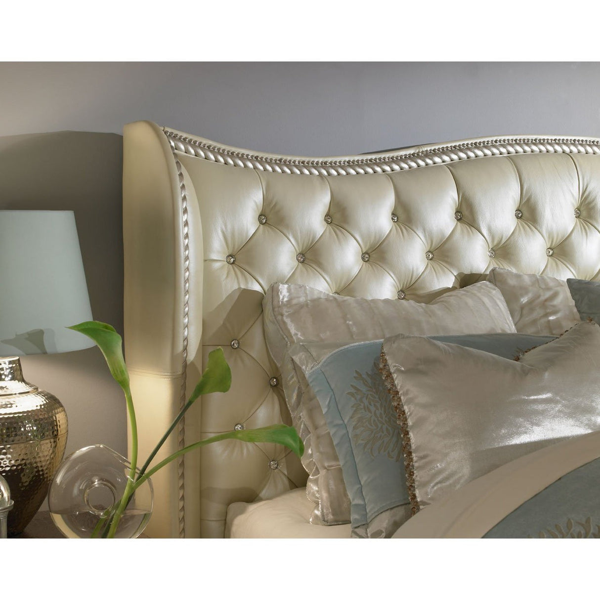 Michael Amini Hollywood Swank Bed - Home Elegance USA