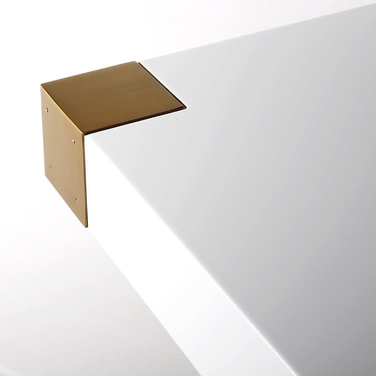 Adeline Lacquer Dining Table | TOV | Home Elegance USA