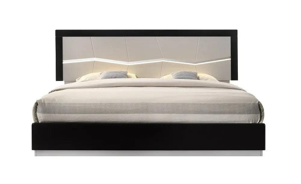 Turin Modern Bedroom Set by J&M Furniture J&M Furniture