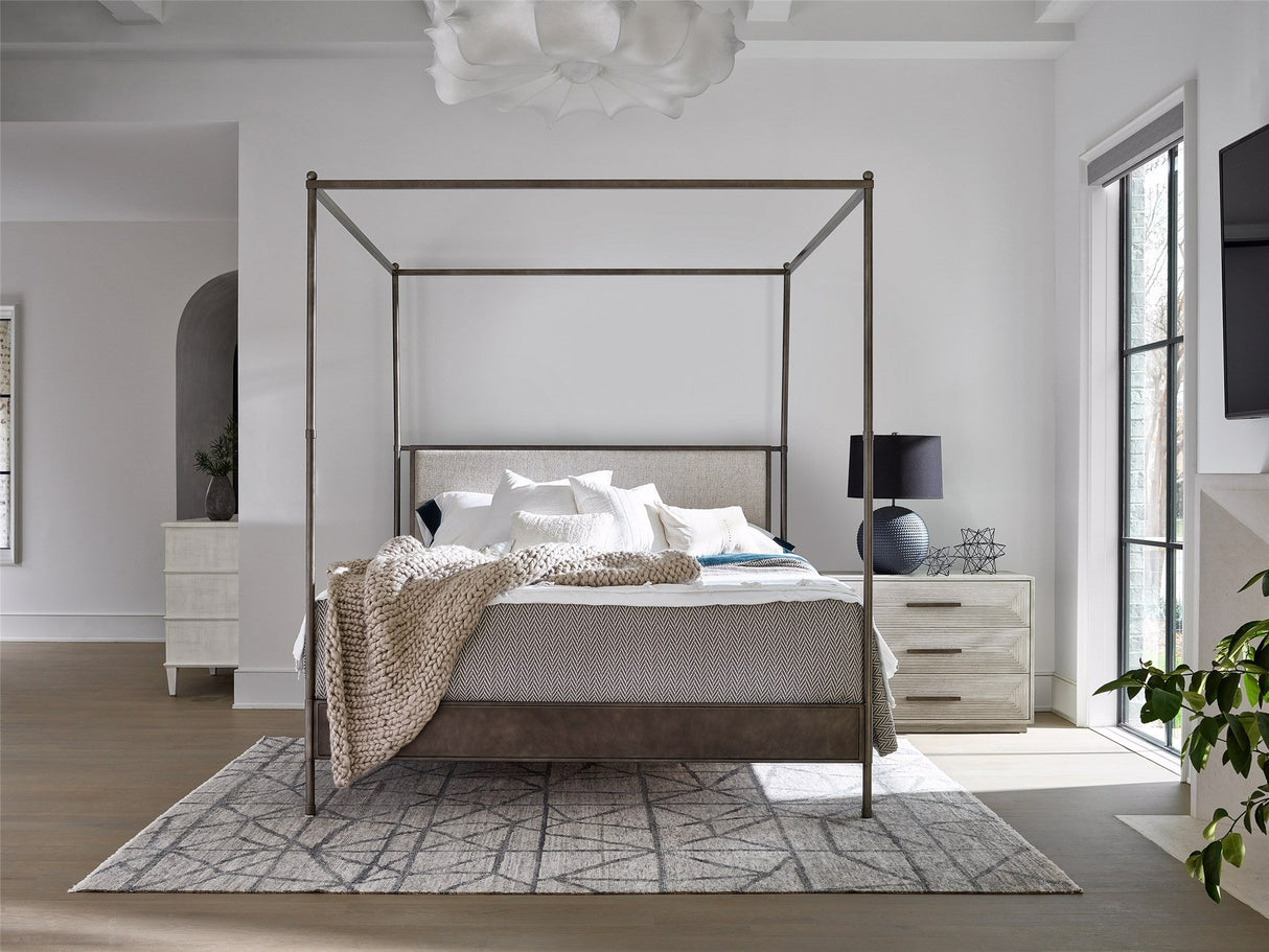 Modern Farmhouse Kent Poster Bed | Universal