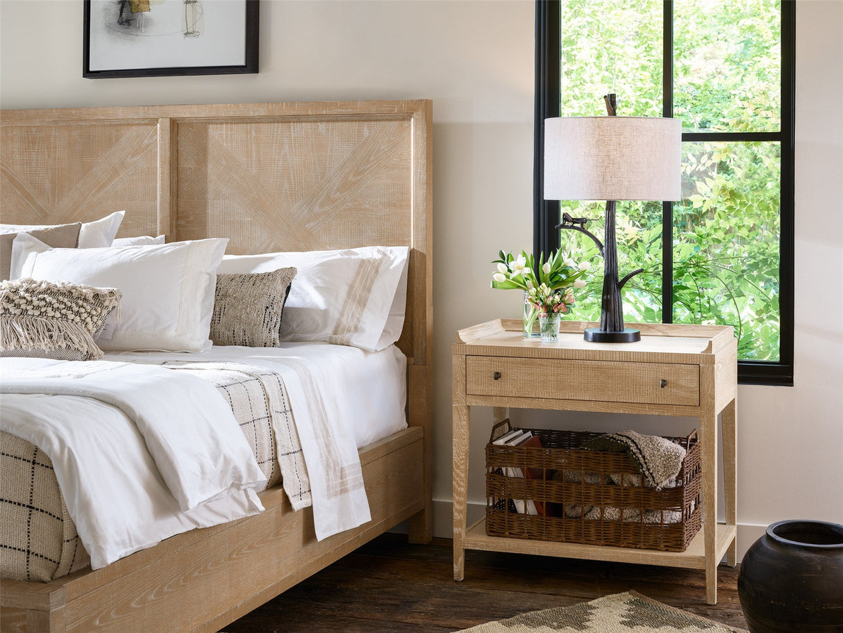 Modern Farmhouse Ames Bed | Universal