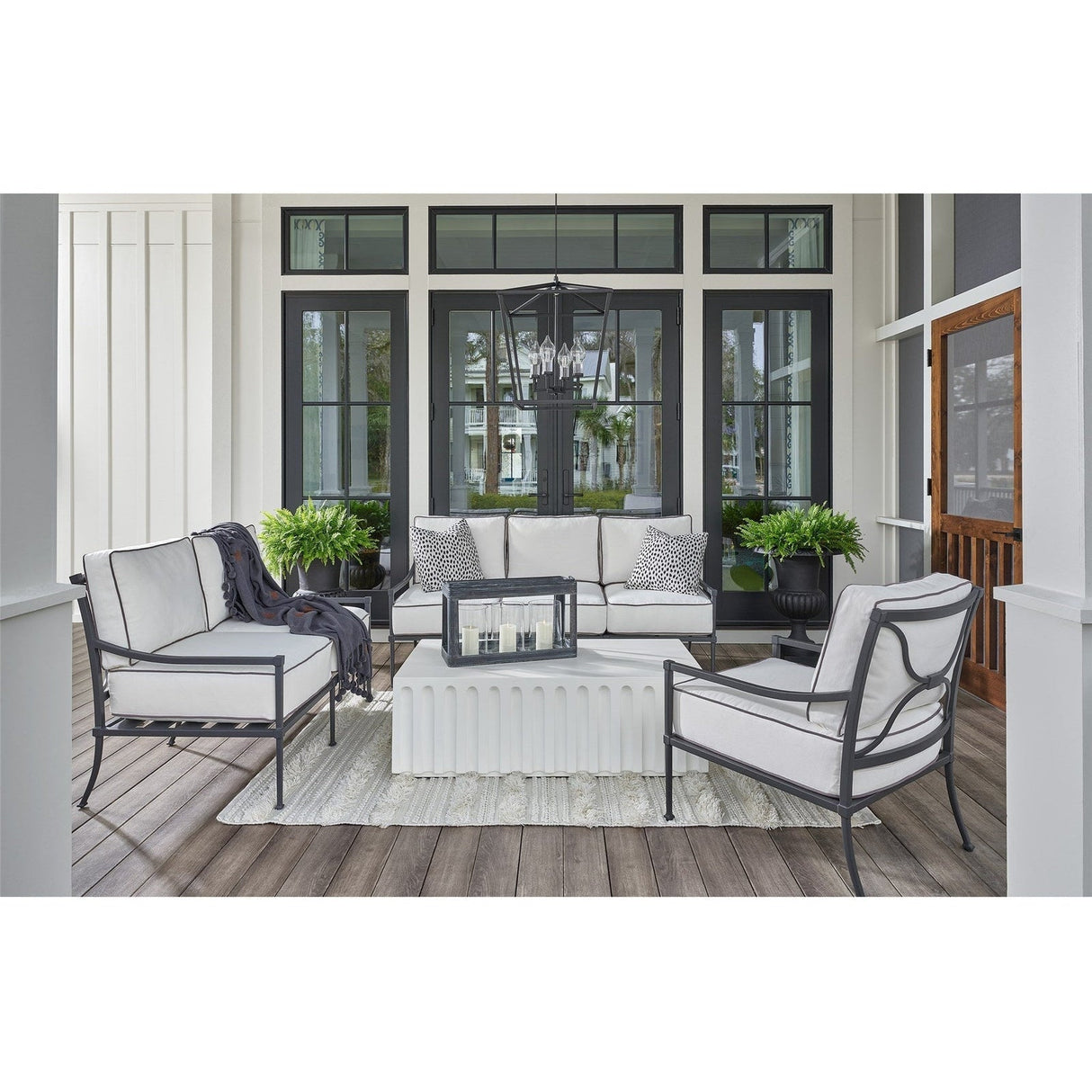 Coastal Living Outdoor Seneca Sofa | Universal