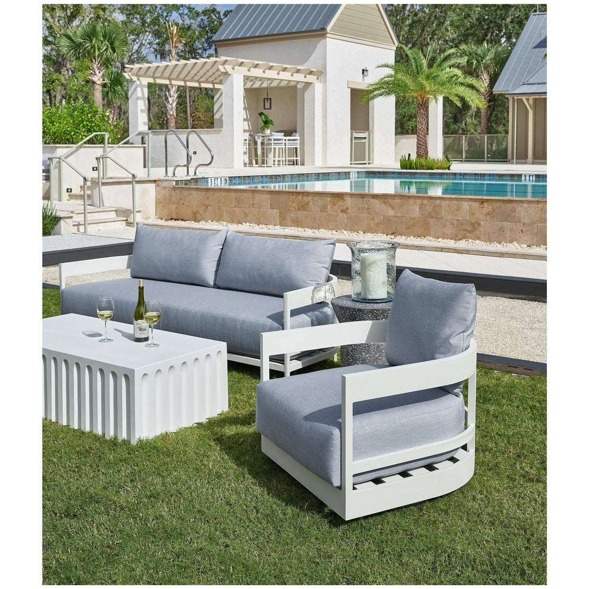 Coastal Living Outdoor South Beach Swivel Lounge Chair | Universal