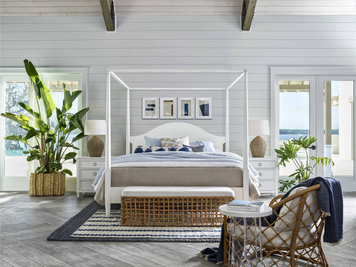 Getaway Rattan Bench | Universal