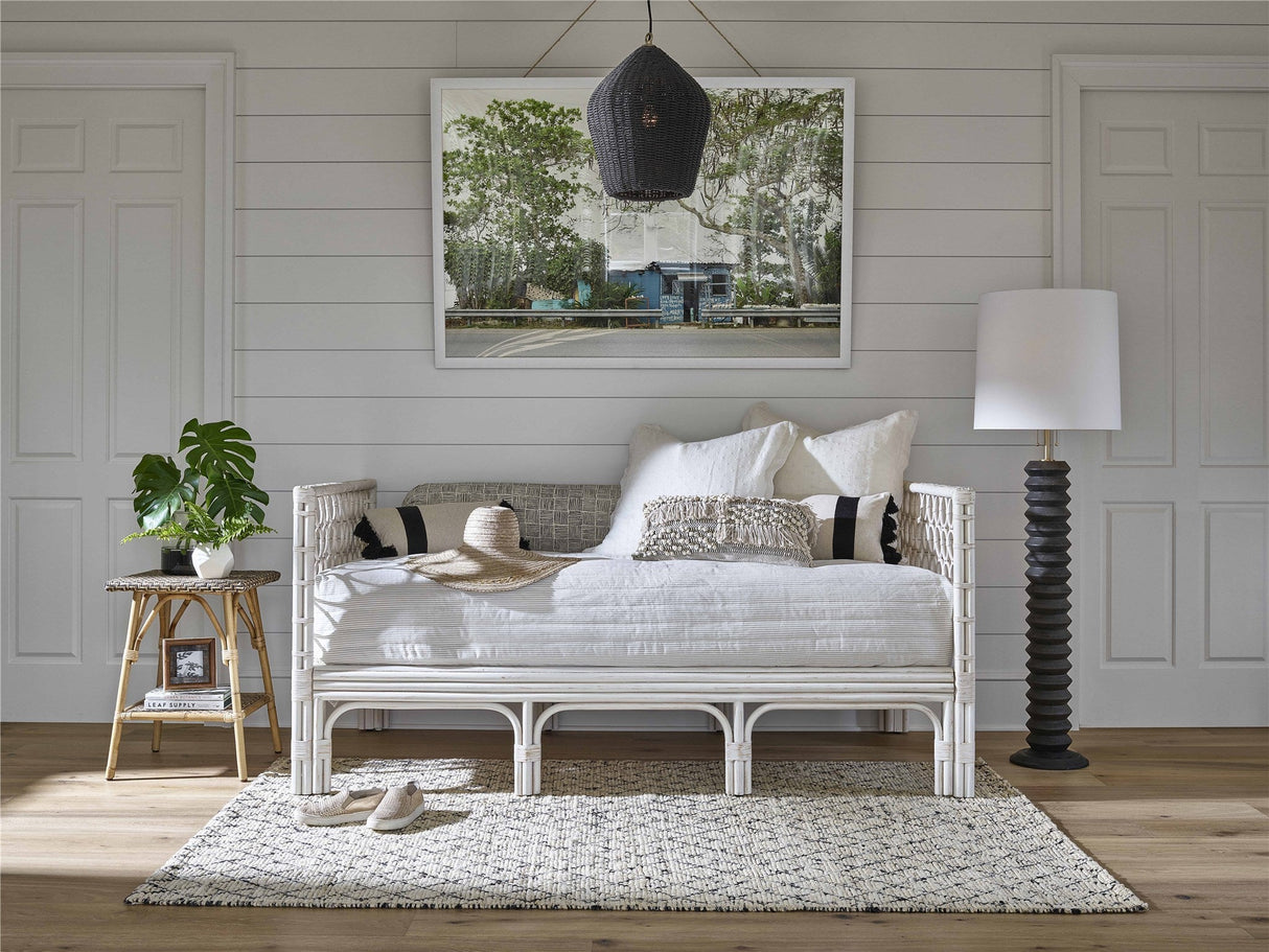 Getaway Seychelles Day Bed | Universal