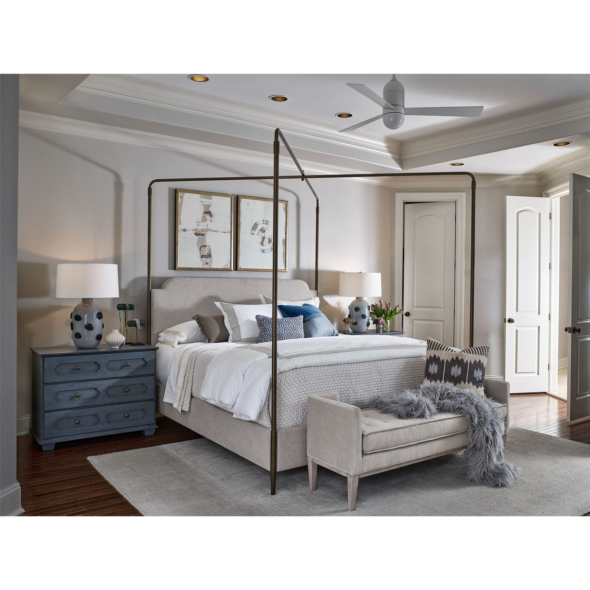 Past Forward Poster Bed | Universal