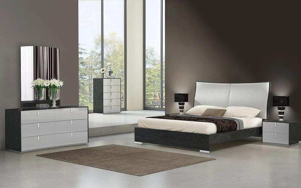 Vera Modern Bedroom Set by J&M Furniture J&M Furniture
