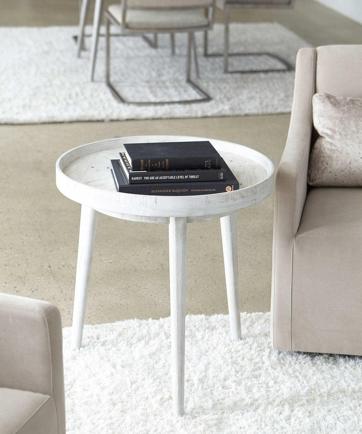 Booker Round End Table | Bernhardt | Home Elegance USA