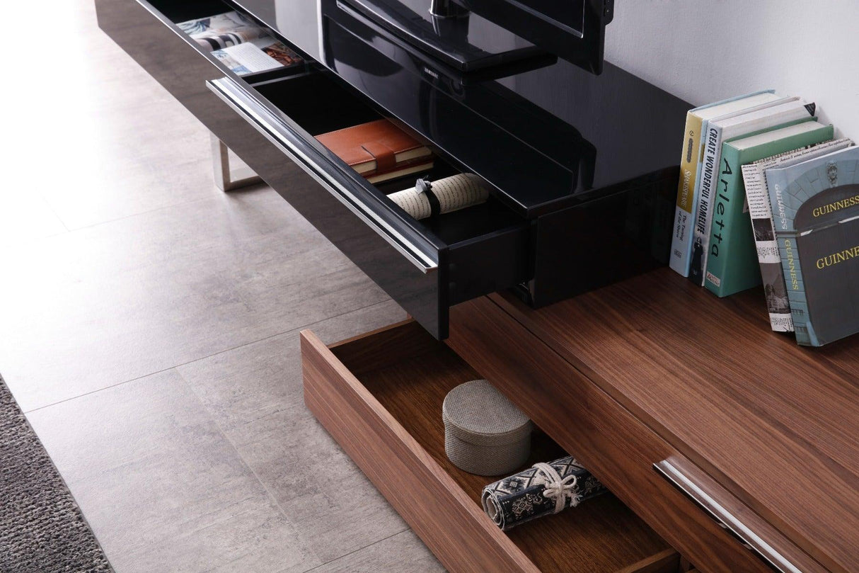 J&M Furniture - Ce Hudson Tv Base In Walnut & Black - 17475-Wb