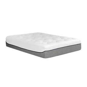 Ultra Plush 13in Gel Memory Foam Mattress for King Size Bed with Double Layered Jacquard Cover