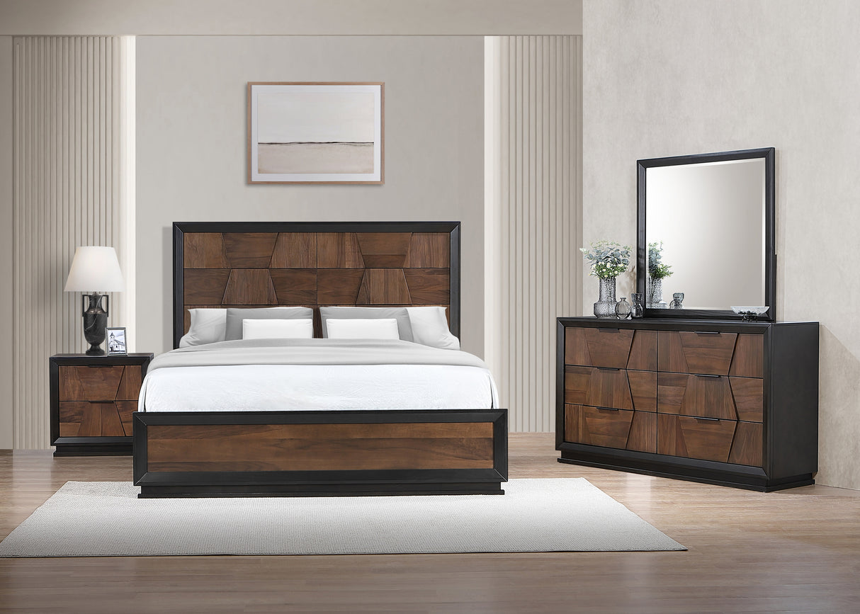 Houston Traditional Style Queen 4 Piece Bedroom Set in Walnut