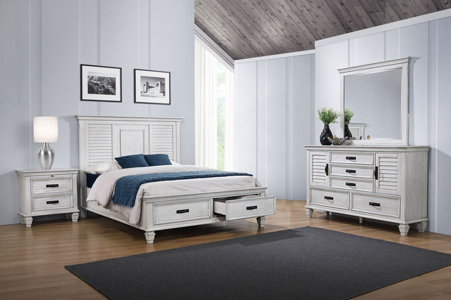 Eastern King Bed 4 Pc Set - Franco 4-piece Eastern King Bedroom Set Distressed White