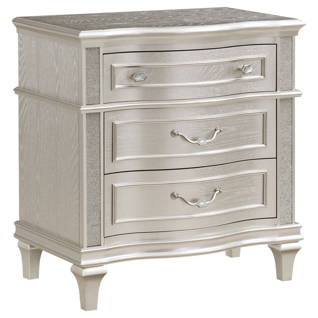 Nightstand - Evangeline 3-drawer Nightstand Silver Oak