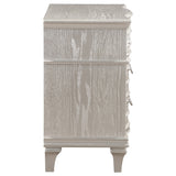 Nightstand - Evangeline 3-drawer Nightstand Silver Oak