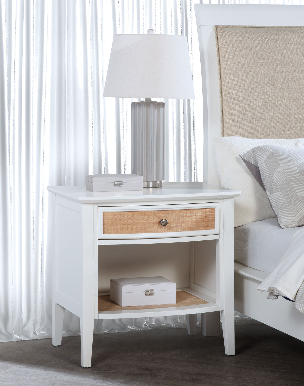 Bexhill 1-drawer Nightstand Bedside Table White - Home Elegance USA