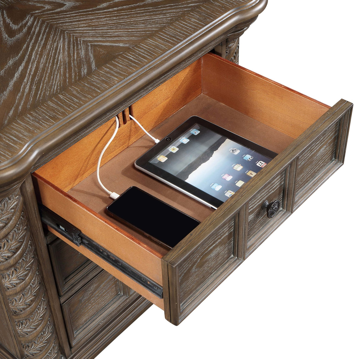 Nightstand - Emmett 3-drawer Nightstand Walnut