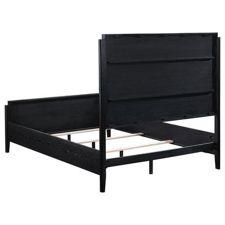Brookmead 4‑Piece Queen Bedroom Set in Black with Ivory Upholstery & Gold Accents | Coaster - sold by Home Elegance USA