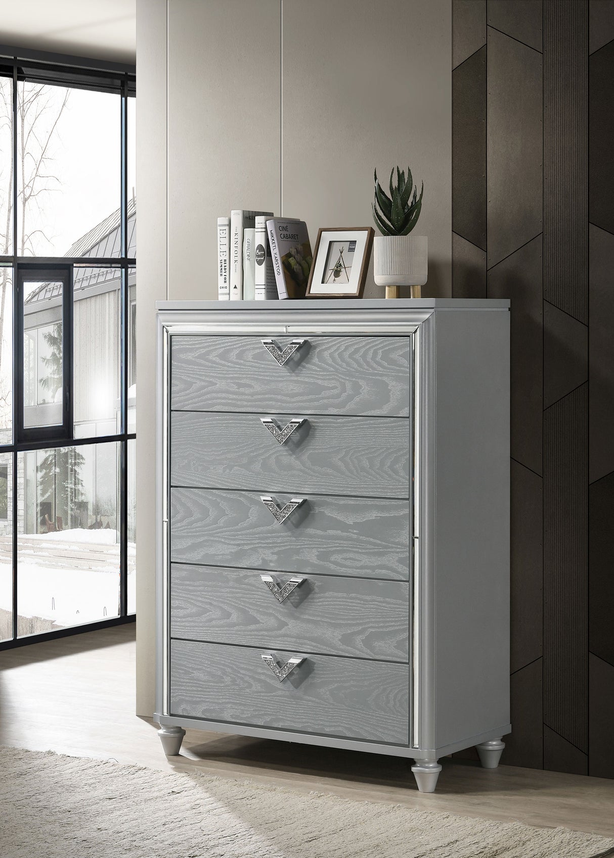 Chest - Veronica 5-drawer Bedroom Chest Light Silver