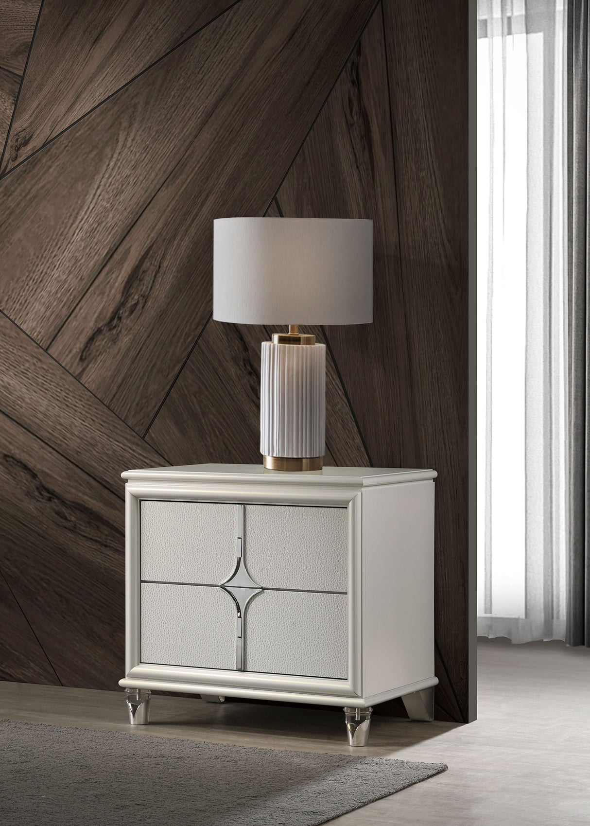 Olivia 2-drawer Nightstand Bedside Table Pearl White - Home Elegance USA