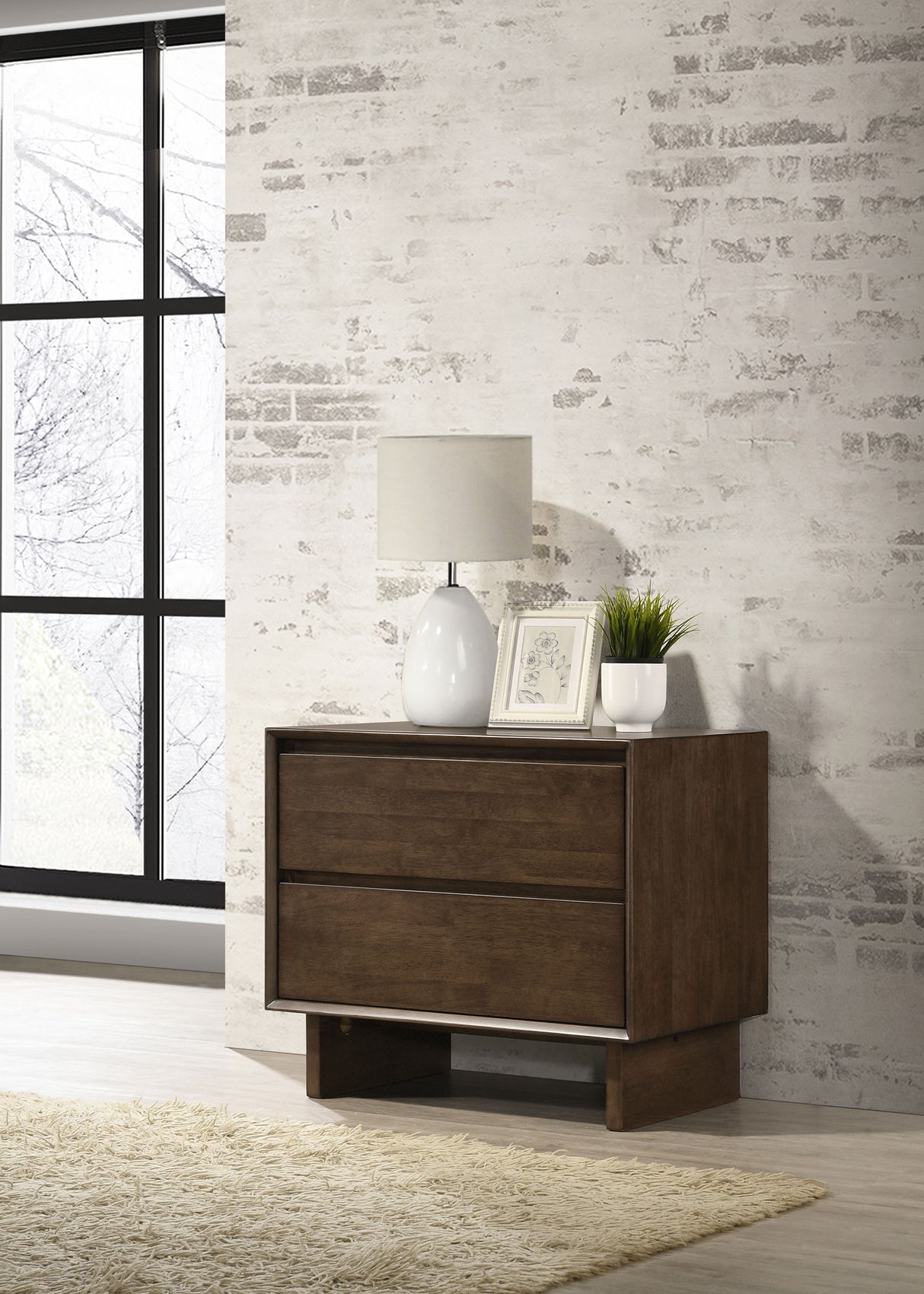 Glenwood 2-drawer Nightstand Bedside Table Warm Brown - Home Elegance USA