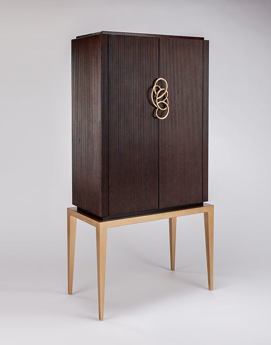 Dark Cherry Fluted Cabinet 2706-S with Gold Metal Base – Artmax - Home Elegance USA