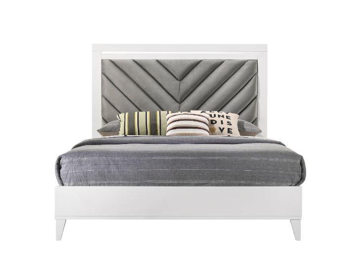 Acme - Chelsie EK Bed 27387EK Gray Fabric & White Finish