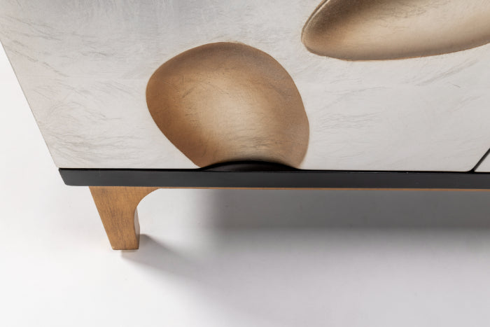 Artmax Black Cabinet with textured case, silverleaf doors, gold oval design, gold base, glass top, 4 doors, 1 shelf, 2 lined drawers, and optional 42"x52" goldleaf wall mirror.