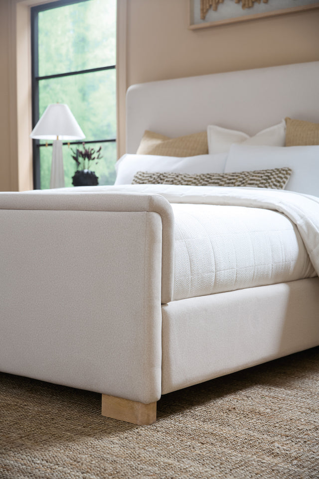 Banyon Bay King Upholstered Bed - White by Hooker Furniture - View 2