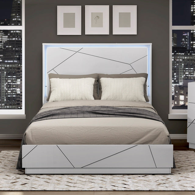 Glamorous White Finish California King Size LED Light Headboard Bedroom Furniture 1pc Geometric Design Accents