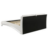 Cama Jeremaine Eastern King con cama tipo trineo, color blanco 300345KE | Coaster