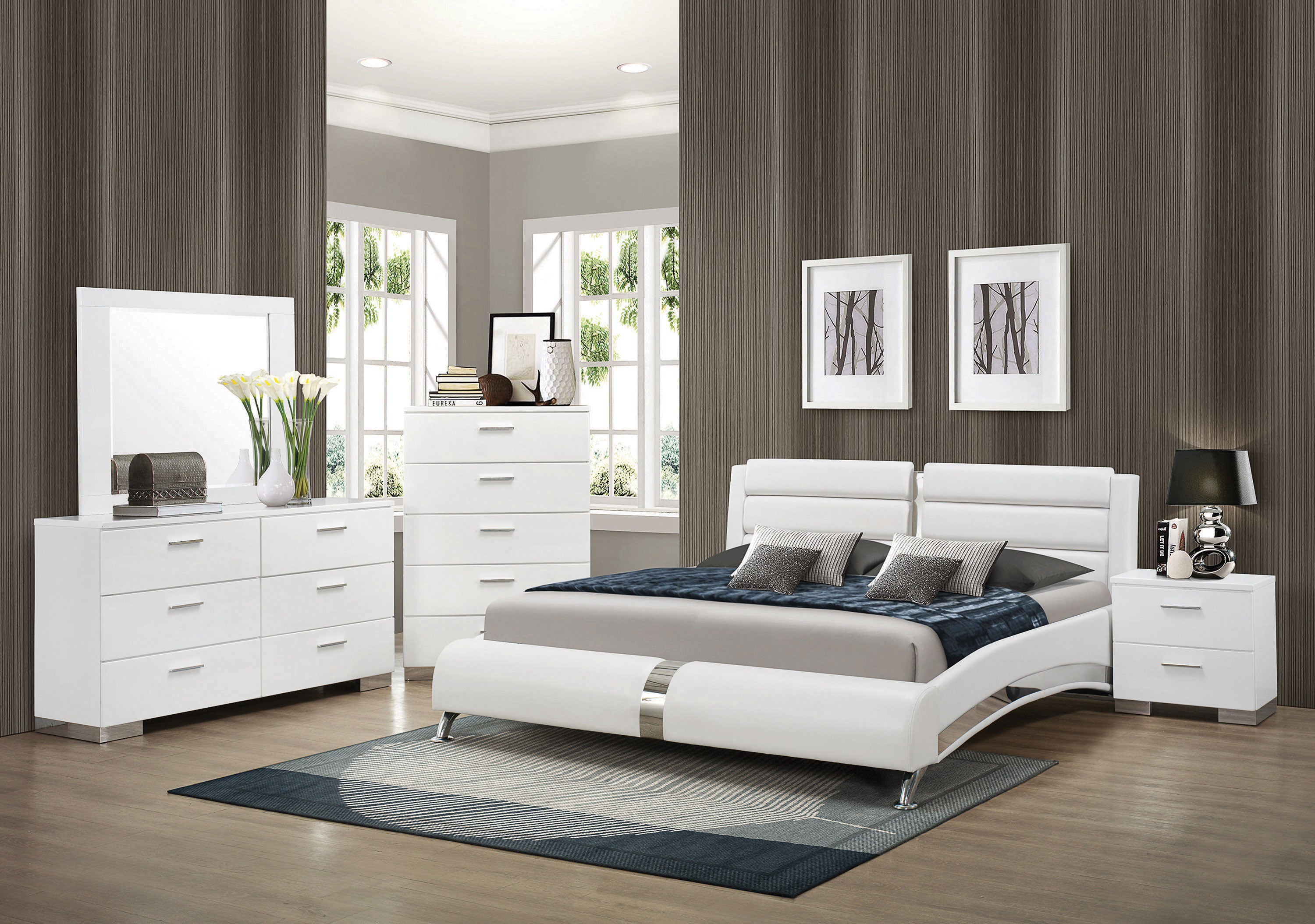 Jeremaine Eastern King Upholstered Bed White 300345KE | Coaster