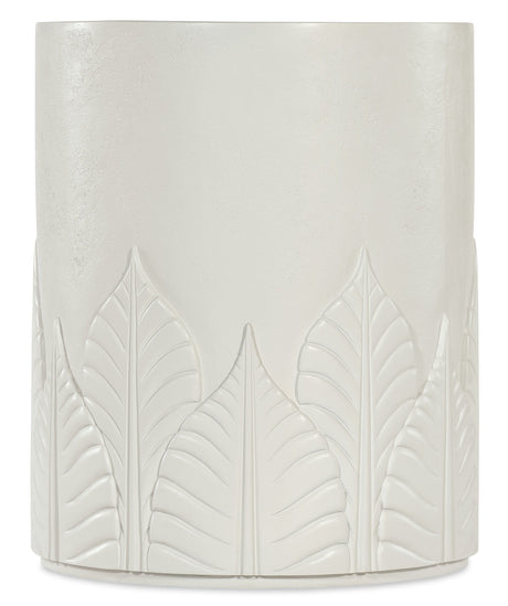 Commerce And Market Amelia Round End Table - White by Hooker Furniture - View 9